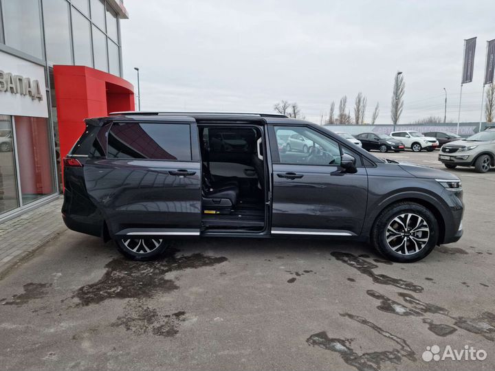 Kia Carnival 2.2 AT, 2022