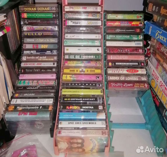 Аудиокассеты 90х и 2000х, смотрите фото