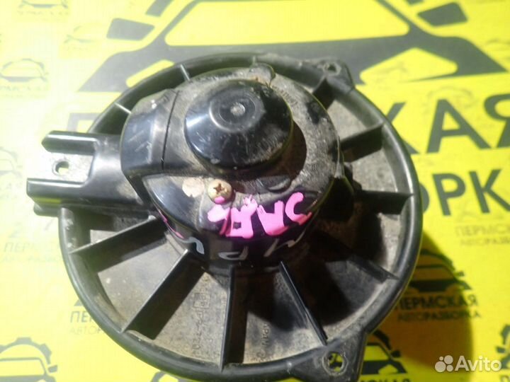 Моторчик отопителя для Mazda MPV II (LW) 1999-2006