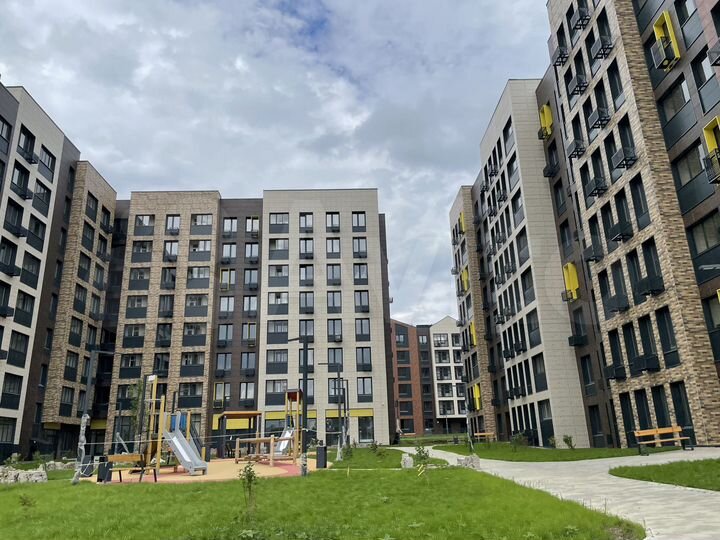 3-к. квартира, 83,6 м², 8/8 эт.