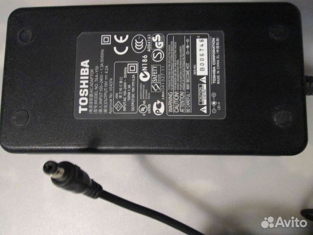 Зарядное устройство Toshiba TAA-Y59 19V 4.2A