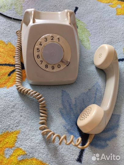 Телефон дисковый FeTap