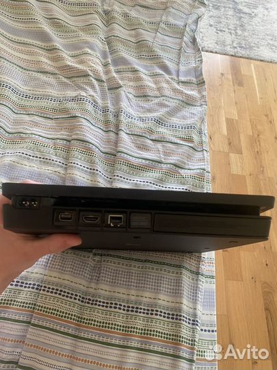 Игровая консоль ps4 slim+2 геймпада