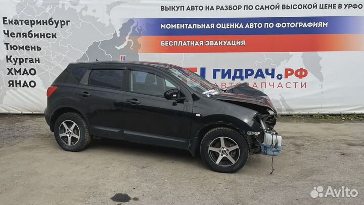 Рычаг передний левый Nissan Qashqai (J10) 54501-JD