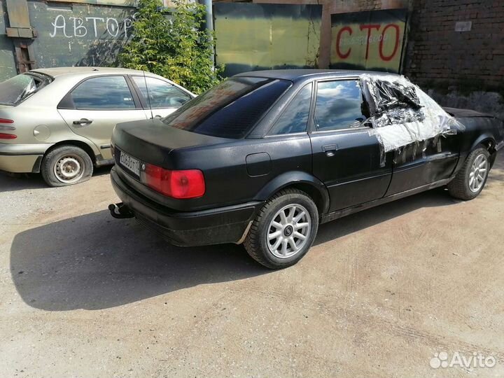Ауди 80 бочка дверь левая