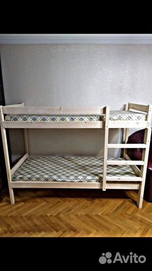 Двухъярусная кровать