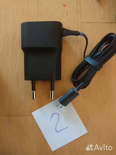 Оригинальные зарядные устройства от телефонов