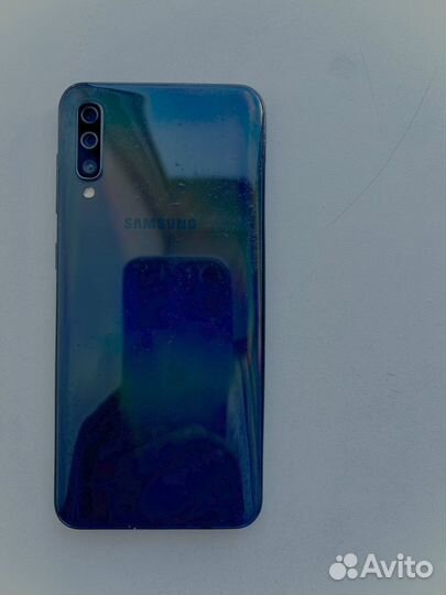 Samsung Galaxy A50, 4/64 ГБ