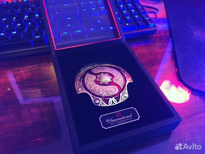 Dota 2 Коллекционный Aegis of Champions c TI6