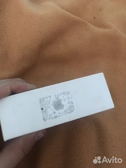 Продам айфон7 хорошее состояние,стоит защитка