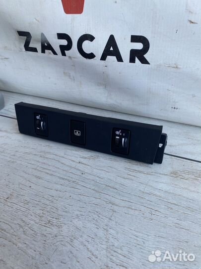 Toyota Camry V50 Блок кнопок подогрева сидений