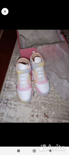 Кроссовки детские