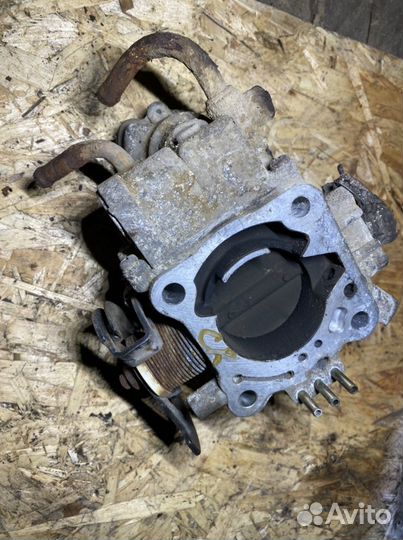 Дроссельная заслонка Mitsubishi Carisma 1.6AT