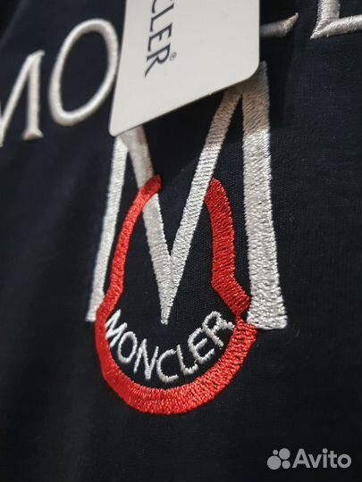 Футболка Moncler: создайте свой уникальный стиль