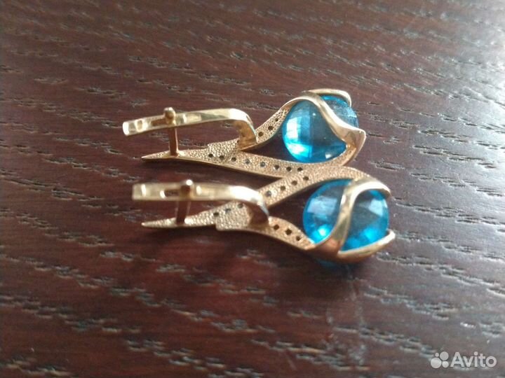 Золотые серьги 585 пробы