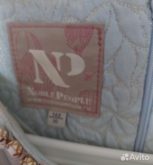 Платье для девочки праздничное