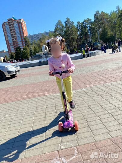 Трехколесный самокат