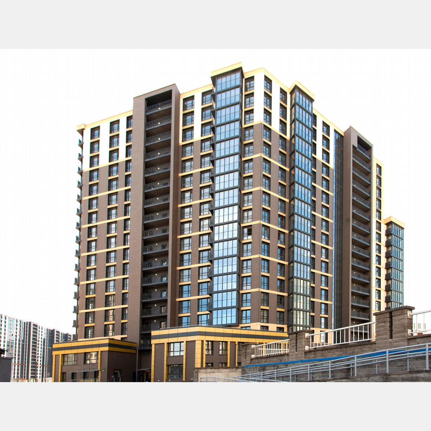 3-к. квартира, 105 м², 9/18 эт.