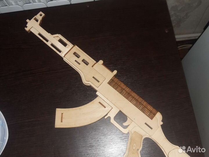 Деревянный автомат калашникова