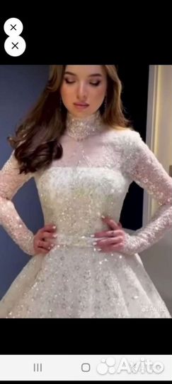 Свадебное платье пышное со шлейфом