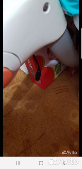 Столик для кормления-музыкальная качеля