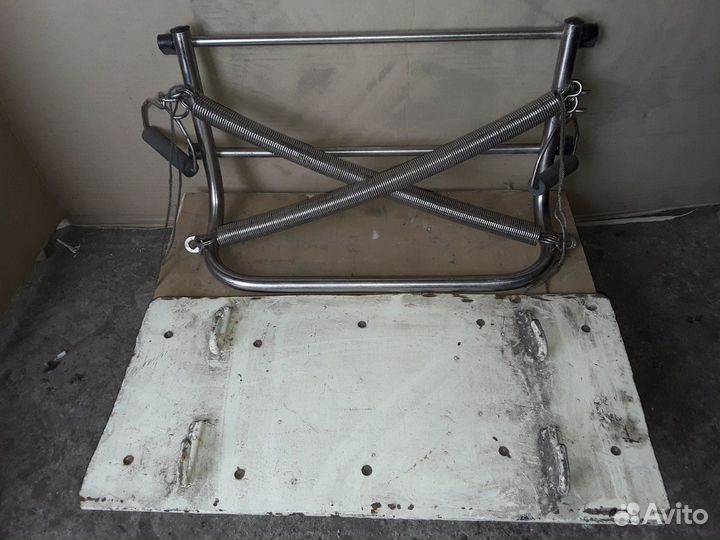 Тренажёр для плечевого пояса с пружинами