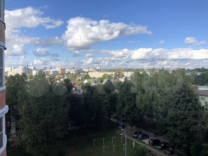 3-к. квартира, 79 м², 8/10 эт.