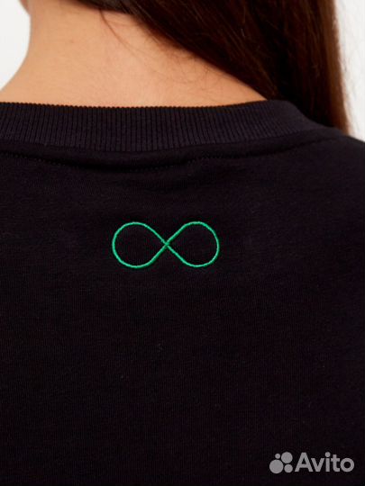 Свитшот женский оверсайз