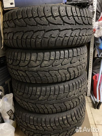 Hankook Winter I'Pike 235/55 R18