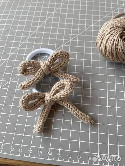 Резинки для волос ручной работы вязаный бантик