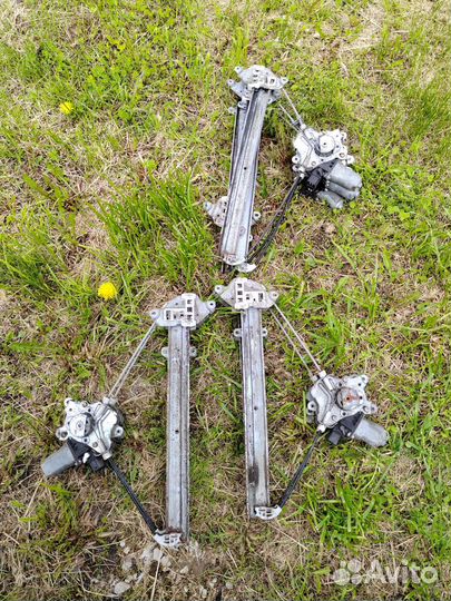 Стеклоподъёмник Lancer 9