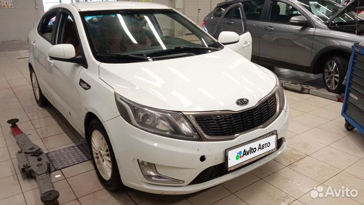 Kia Rio 1.6 МТ, 2012, 469 539 км