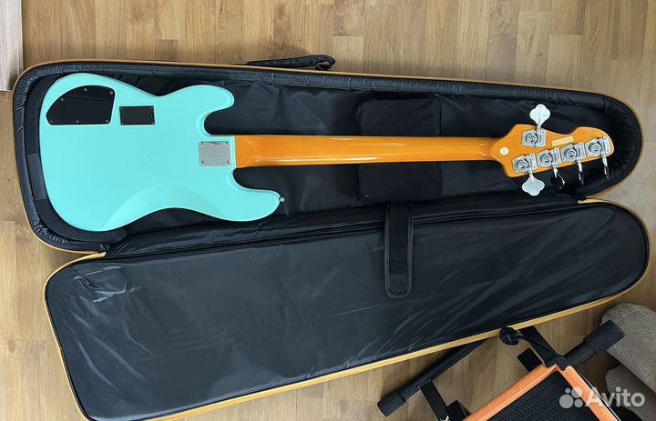 Бас-гитара Markbass 5 струн