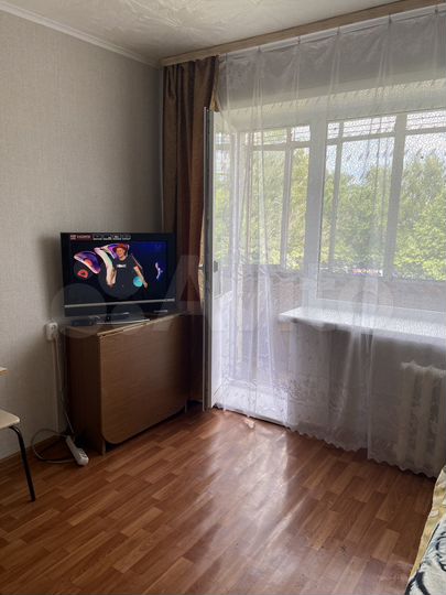 Комната 14 м² в 5-к., 3/5 эт.