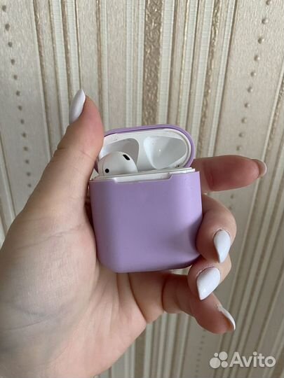 Наушники Apple airpods 1-го поколения, 2019