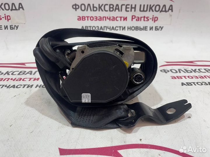 Ремень безопасности передний правый Skoda Rapid