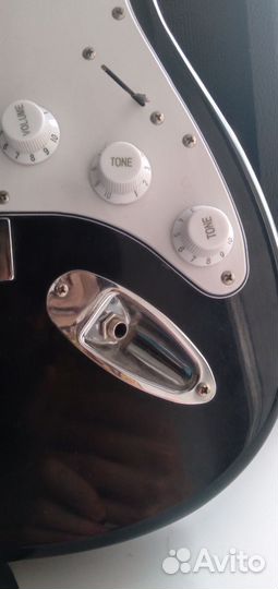 Электрогитара