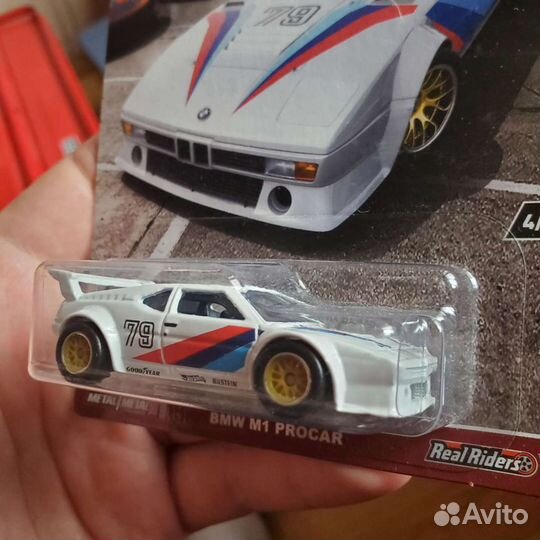 BMW M1 Procar Cars&Donuts Hot Wheels 1:64