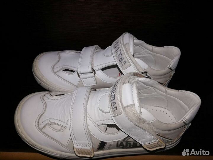 Сандалии новые для мальчика