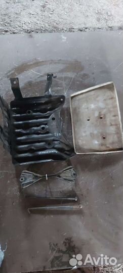 Крепление аккумулятора Nissan Murano Z50