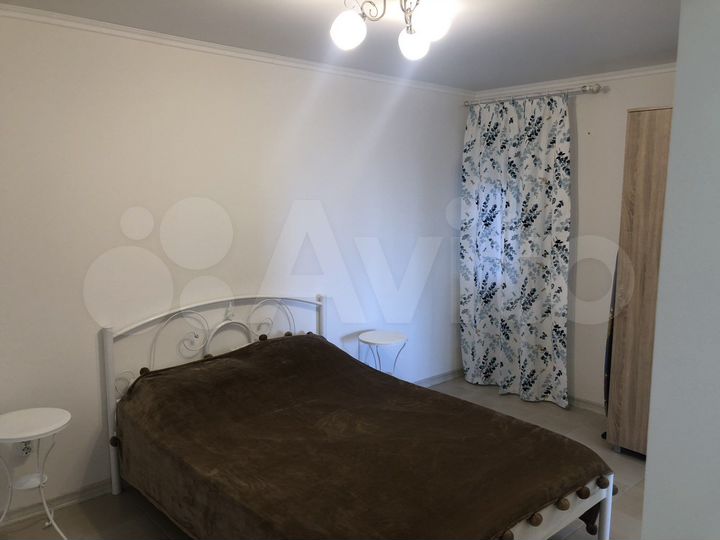 2-к. квартира, 45 м², 1/3 эт.