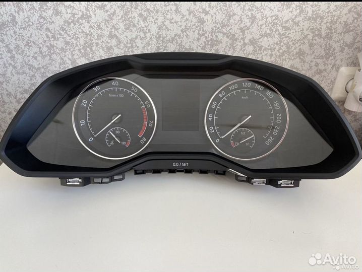 Щитов приборов skoda superb 3
