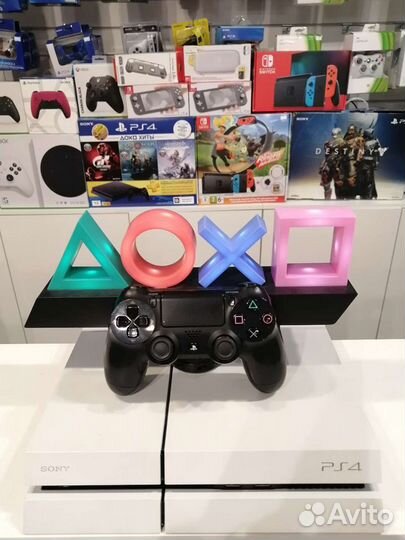 Sony PS4 белая матовая + наушники (гарантия)