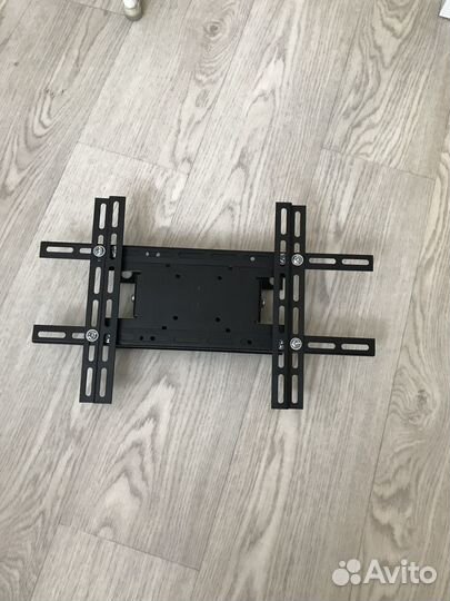 Крепление на стену для телевизора и монитора