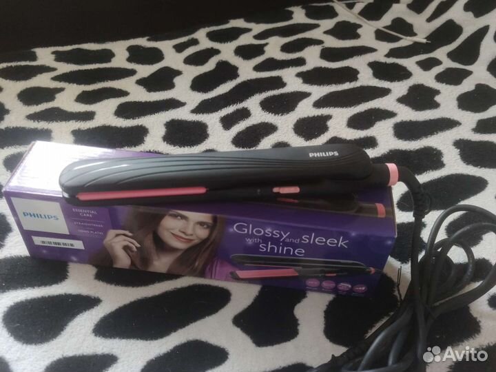 Выпрямитель для волос новый