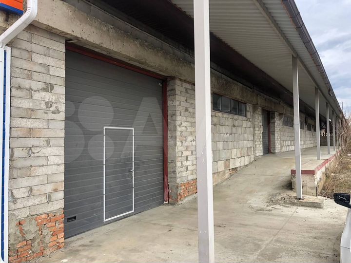 Склад, 824 м²