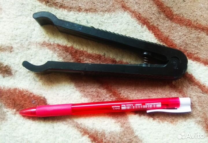 Щипцы для установки и съёма предохранителей