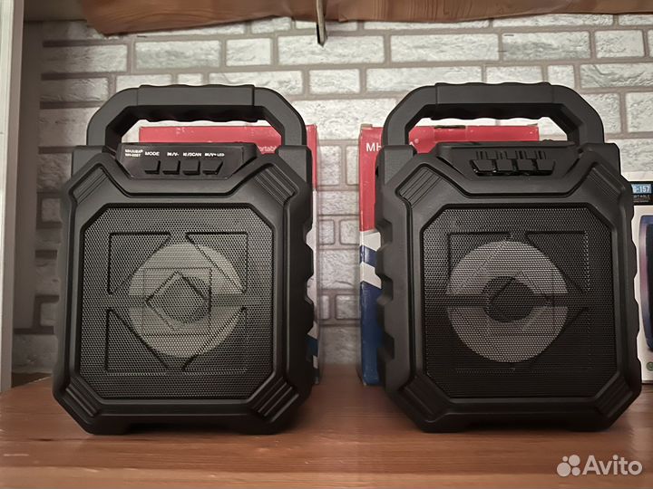 Блютуз колонка