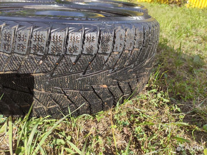 Hankook Winter I'Cept IZ2 205/65 R16