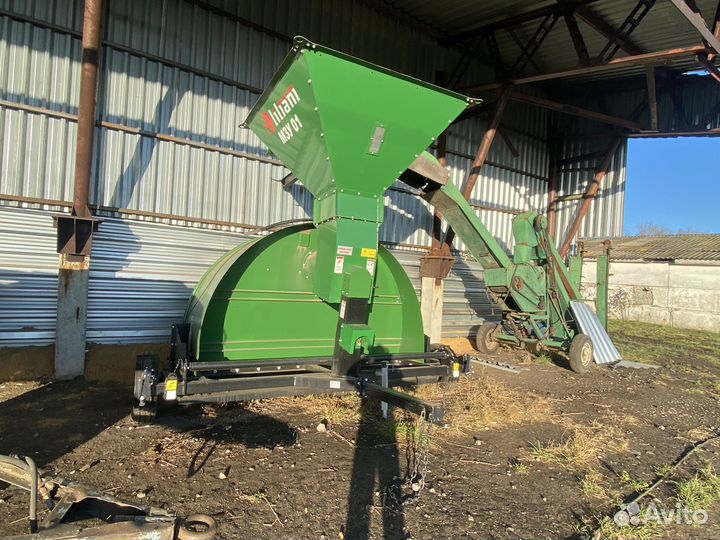 Упаковщик Liliani МЗУ-01.01, 2022